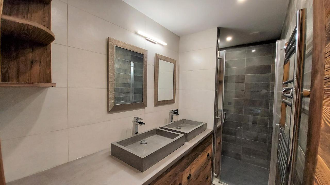 Chalet Serre Cambeou Piscine&Spa Saint-Chaffrey Esterno foto